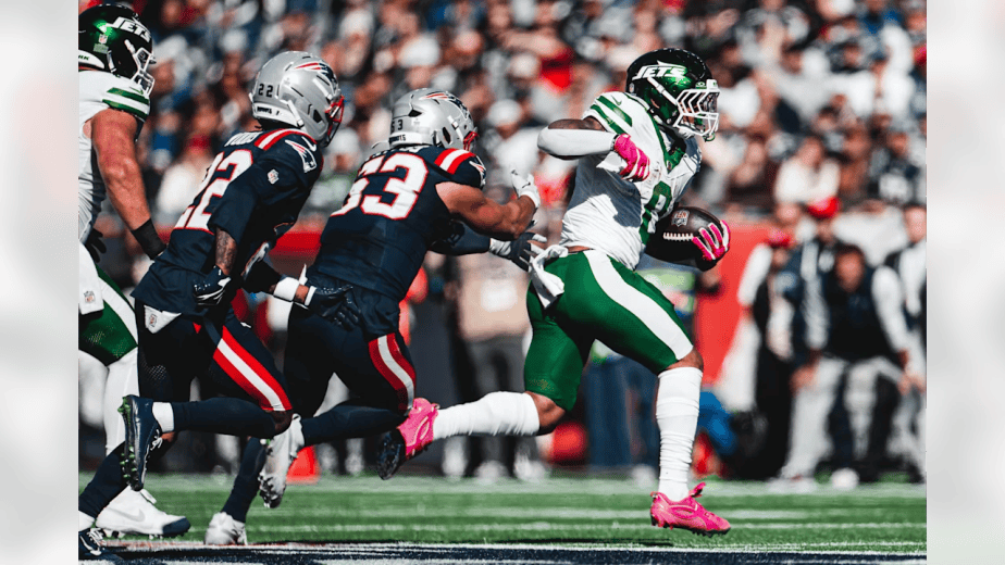 Braelon Allen running with the ball