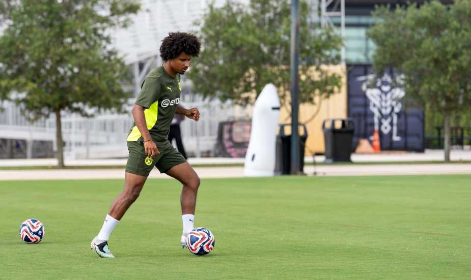 6/30/25 AdeyemiTraining before the big match. Mandatory Credit: Alexandre Simoes