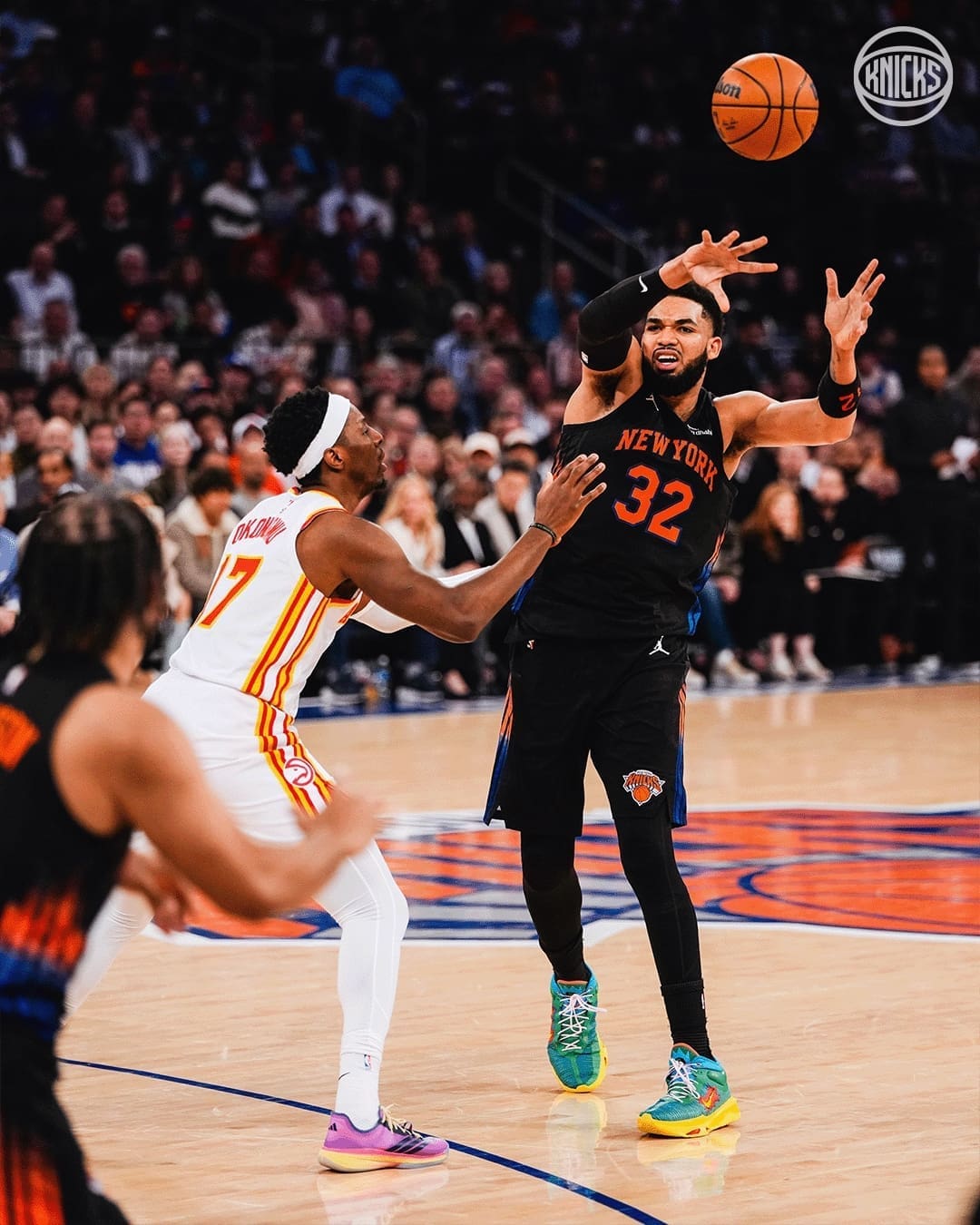 Karl Anthony Towns is on the court with the ball