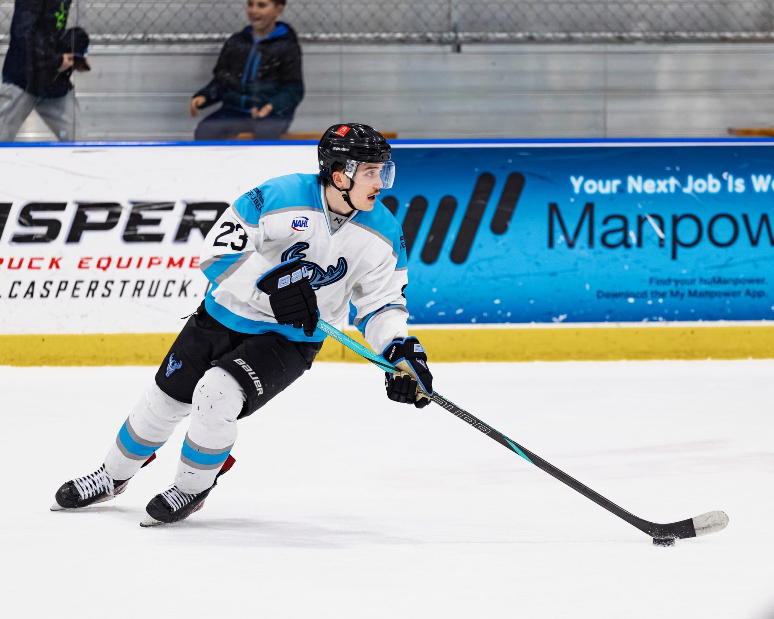 Thomas Quast playing for the Wisconsin Windigo; Photo Credit: JC Woods